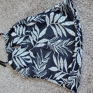 NWT kona sol tankini top
